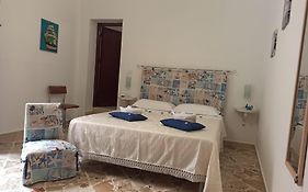 Nardina House